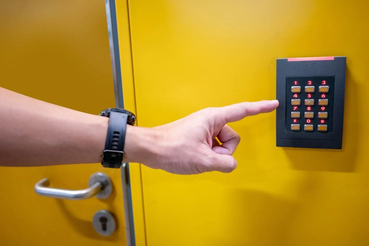 safe locksmith